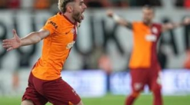 Lider Galatasaray, Alanyaspor deplasmanında ikinci yarı fark attı: 4-0