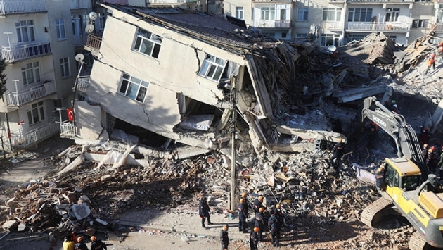 Elazığ depremi: Yarı yıl tatili uzatıldı, hasar gören 10 okul yıkılacak