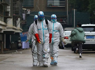Çin'in başkentinde maske takmayana gözaltı... Ölü sayısı 723'e ulaştı