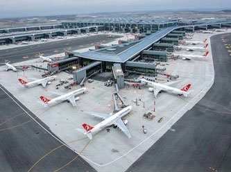 İşten atılan pilot: Aynı gün İstanbul Havalimanı'nda 5 uçak sert iniş yaptı, biri hasar aldı