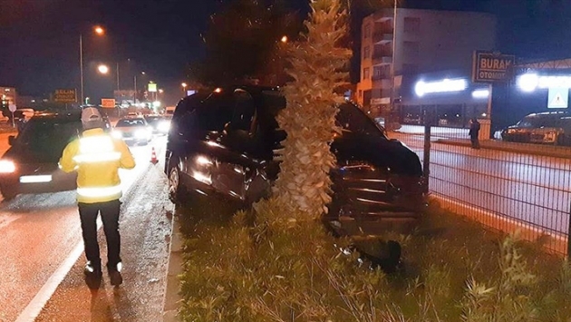 Mehmet Özhaseki ve beraberindeki AKP’liler trafik kazası geçirdi