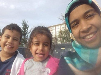 Yurt dışı yasağı kalktı: Kanser hastası Ahmet annesiyle tedaviye gidebilecek