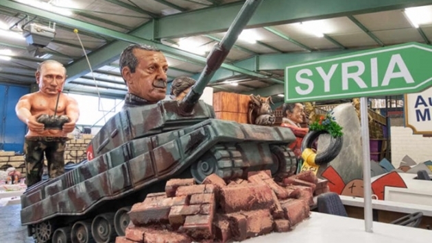 Karnavalda Erdoğan’lı geçit: Alman tankıyla Suriye gidiyor ve kontrol Putin’de