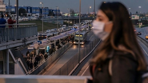 Koronavirüs nedeniyle İstanbul'da toplu ulaşımı kullanma oranı yüzde 17 azaldı
