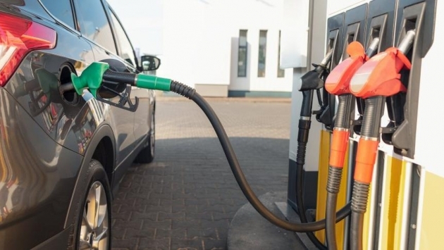 Benzinin litre fiyatı 7 kuruş zam yapılacak!