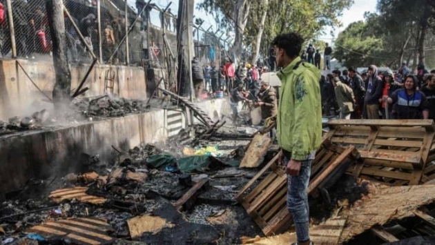 Sığınmacı kampında yangın çıktı: Bir çocuk hayatını kaybetti