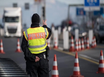 Almanya'da sokağa çıkma yasağı tartışılıyor
