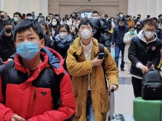 Hollanda Çin’den ithal ettiği maskelerin 600 binini toplatma kararı aldı