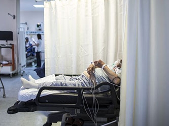 Almanya'da yurtdışından 200 Covid-19 hastası tedavi görüyor