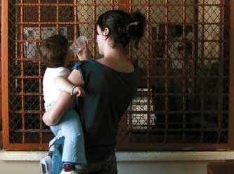 MazlumDer’den ‘Cezaevinde Büyüyen Çocuklar’ raporu: Toplumun geleceği hapsediliyor