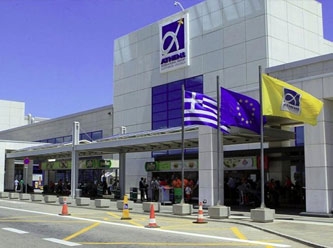 Avrupa'da yabancılara kapıyı ilk Yunanistan açıyor