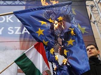 Macaristan'dan sığınmacı politikasıyla ilgili 'Avrupa'ya inat' yeni karar