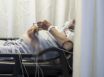 SGK'ya göre pandemi bitti: Özel hastanelere Korona bakım hizmeti ödemesi durdu