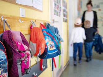 Almanya'da süre daralınca okullar açılacak mı tartışması büyüyor?