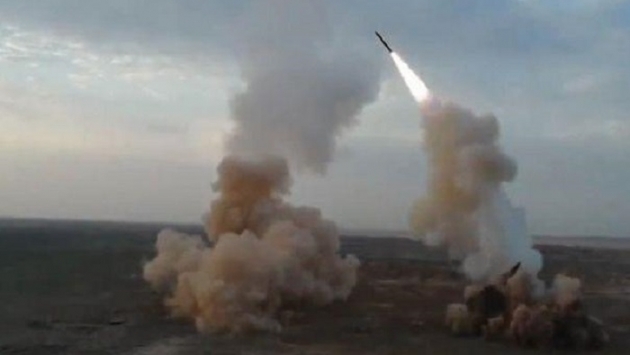 İran askeri tatbikatta ilk kez yeraltı balistik füzeleri denedi