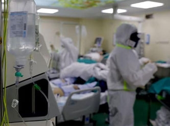 'Hastanede kalması gereken hastalar eve gönderiliyor, sağlıkçılar tükeniyor'
