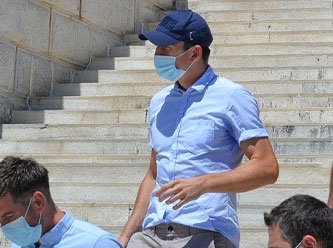 Ünlü futbolcu Yunanistan'da gözaltına alındı!