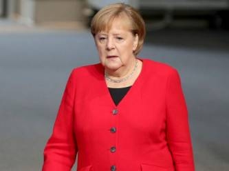 Almanya Başbakanı Merkel'den yeni salgın uyarısı