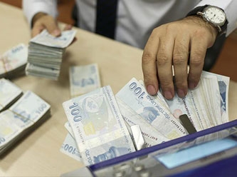 Türkiye para arıyor... Varlık Fonu üç bankaya yetki verdi