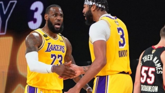 Lakers, Heat'ı dağıttı