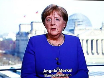 Merkel'den çağrı: Aile dışı teması azaltın