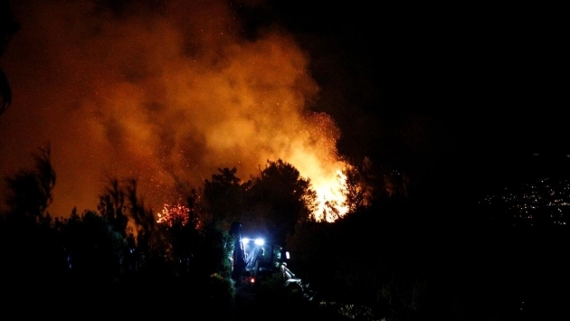Hatay’daki yangınların araştırılmasını AKP ve MHP reddetti