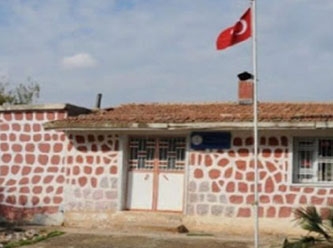 AKP hükumeti 18 bin köy okulunu kapattı