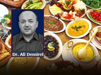 [Ali Demirel cevapladı ] Şüpheli yiyecekler karşısında nasıl hareket etmeli?