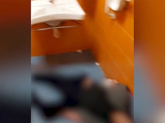 Hastane tuvaletinde ölen korona hastasının görüntüsü İtalya'yı karıştırdı
