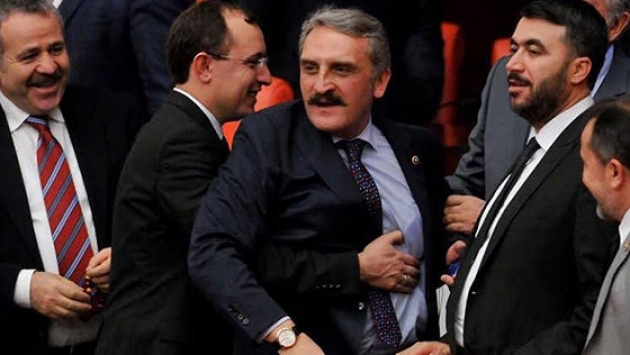 AKP'nin 'Yeliz'inin ne dediği anlaşılmadı!