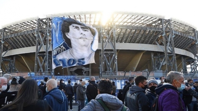 Adı artık Maradona Stadı!
