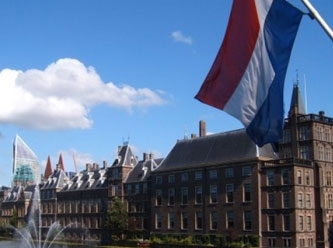 Hollanda hükümeti istifa etti: Gerekçe vatandaşlarına karşı mahçup olmak