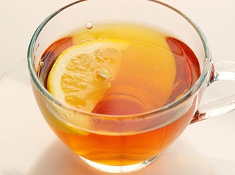 Bilim insanlarına göre ömrü uzatmanın en kolay yolu: Limonlu çay