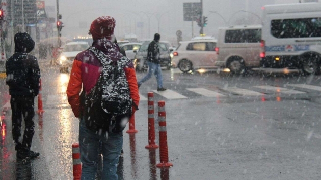 AKOM'dan uyarı: İstanbul'a kar geliyor