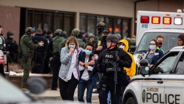 ABD’de süpermarkete silahlı saldırı: 1'i polis 10 ölü
