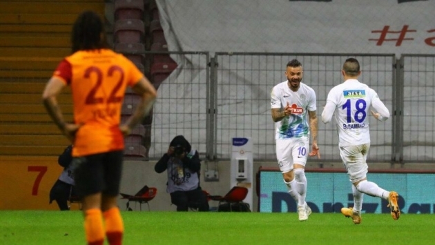 7 gollü karşılaşmada Rizespor, Galatasaray'ı mağlup etti
