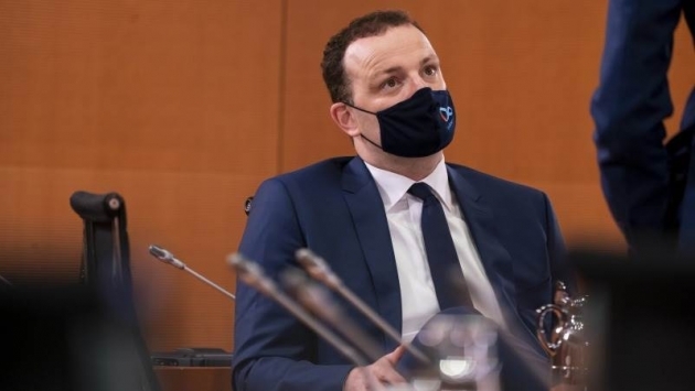 Almanya'da maske skandalı sağlık bakanına uzandı