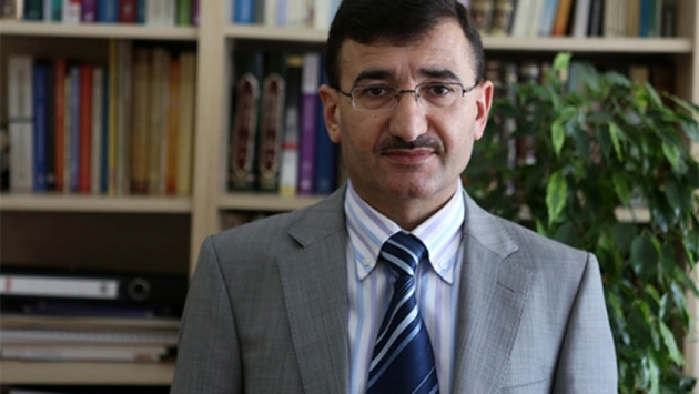  Prof. Dr. Muhittin Akgül’den yeni kitap: Hakkı Tutup Kaldırmak
