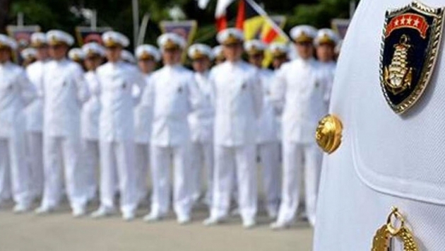 ‘Emekli amirallerin gözaltına alınması Ergenekon sürecine benzer bir gelişme’