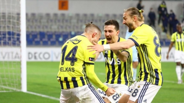 Fenerbahçe Başakşehir’de müthiş bir galibiyet aldı! 3 puanı Harun kurtardı…