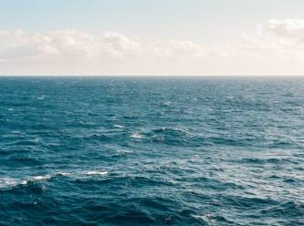 Endonezya'da kaybolan denizaltının enkazına ulaşıldı