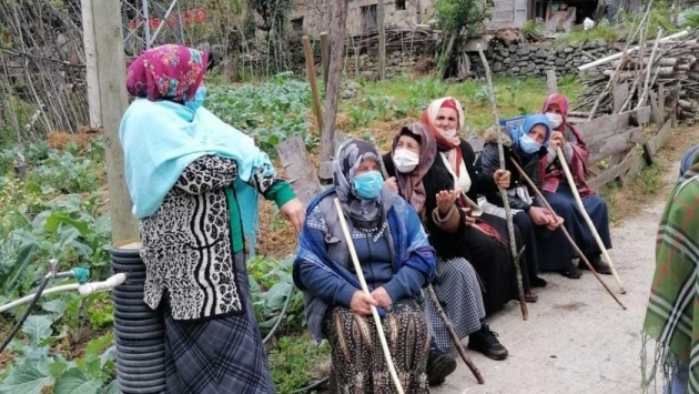 İkizdere’de Cengiz’e direnen 5 köylü gözaltına alındı, kadınlar ağaçlara çıktı
