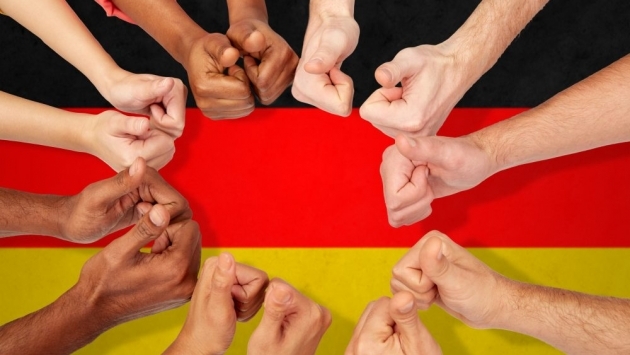 Alman Eyalet Entegrasyon Bakanları: Vatandaşlığa geçmeyi kolaylaştırın