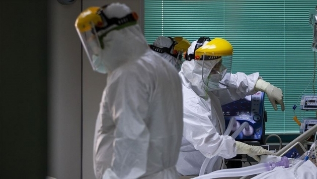 Koronavirüsten 232 kişi hayatını kaybetti, 13 bin 29 yeni vaka tespit edildi