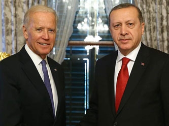 Bloomberg: Türkiye Biden'e S-400 mesaj için Rus uzmanları eve gönderdi