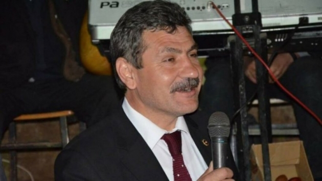 AKP'li eski vekil çirkin sözlerle oy istedi: Eğer kaybedersek Reis'e böyle derler...