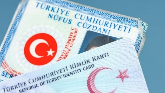 Kuzey Kıbrıs'a gidecek Türk vatandaşlarına yeni tip kimlik kartı zorunluluğu getirildi