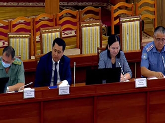 Kırgız Meclisi'nde Orhan İnandı tartışması: İddialara ne cevap verildi?
