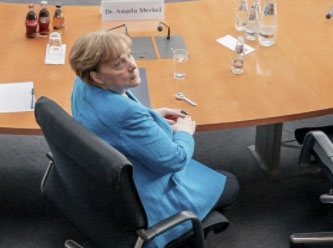 Merkel'in koltuğuna kim oturacak?