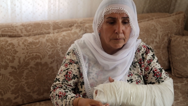 Diyarbakır’daki ev baskınında anne Kevser Demir’in kolunu ve dişlerini kıran polislere takipsizlik